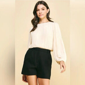 New! Pinch Pleated Cropped Top Size Small